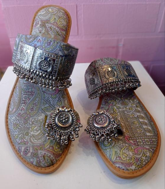 Latest Jewel Embellished Printed Chappals Collection