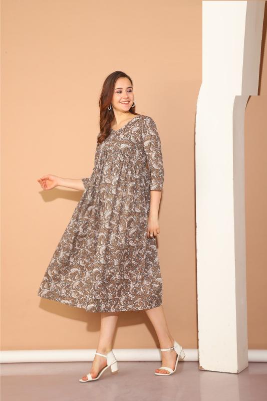 Trendy Sparkle Cotton Printed Skirts Collection